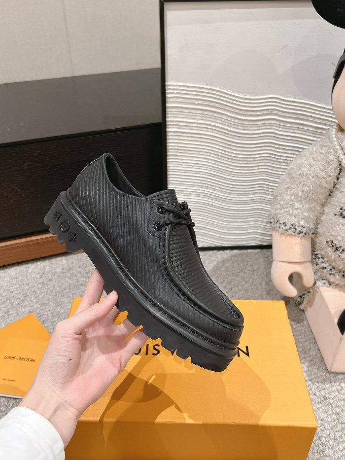 LO1_VTS COUPLE LOAFER