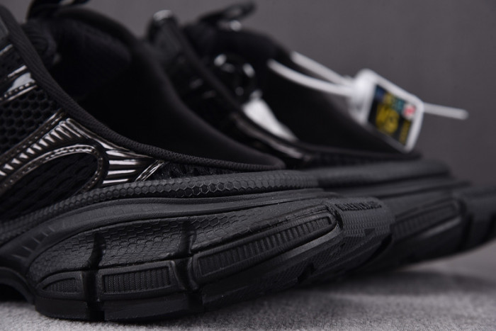 Ba1en*iaga 3XL mules